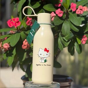 Starbucks x Hello Kitty Stainless Steel Water Bottle
